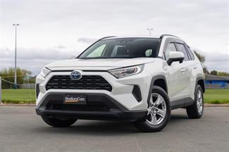 2019 Toyota RAV4 - Thumbnail