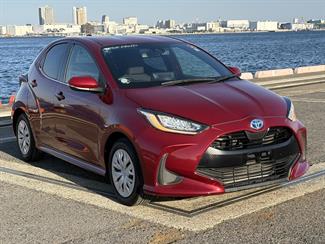 2020 Toyota Yaris - Thumbnail