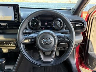 2020 Toyota Yaris - Thumbnail
