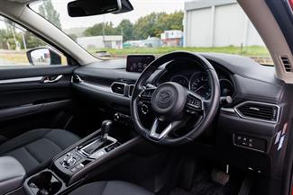 2017 Mazda CX-5 - Thumbnail