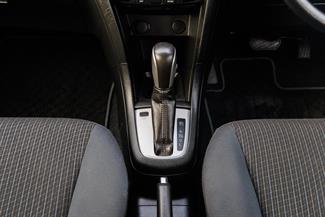 2014 Suzuki Swift - Thumbnail