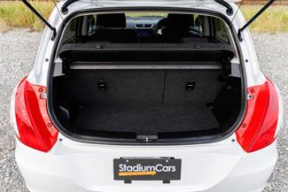 2014 Suzuki Swift - Thumbnail