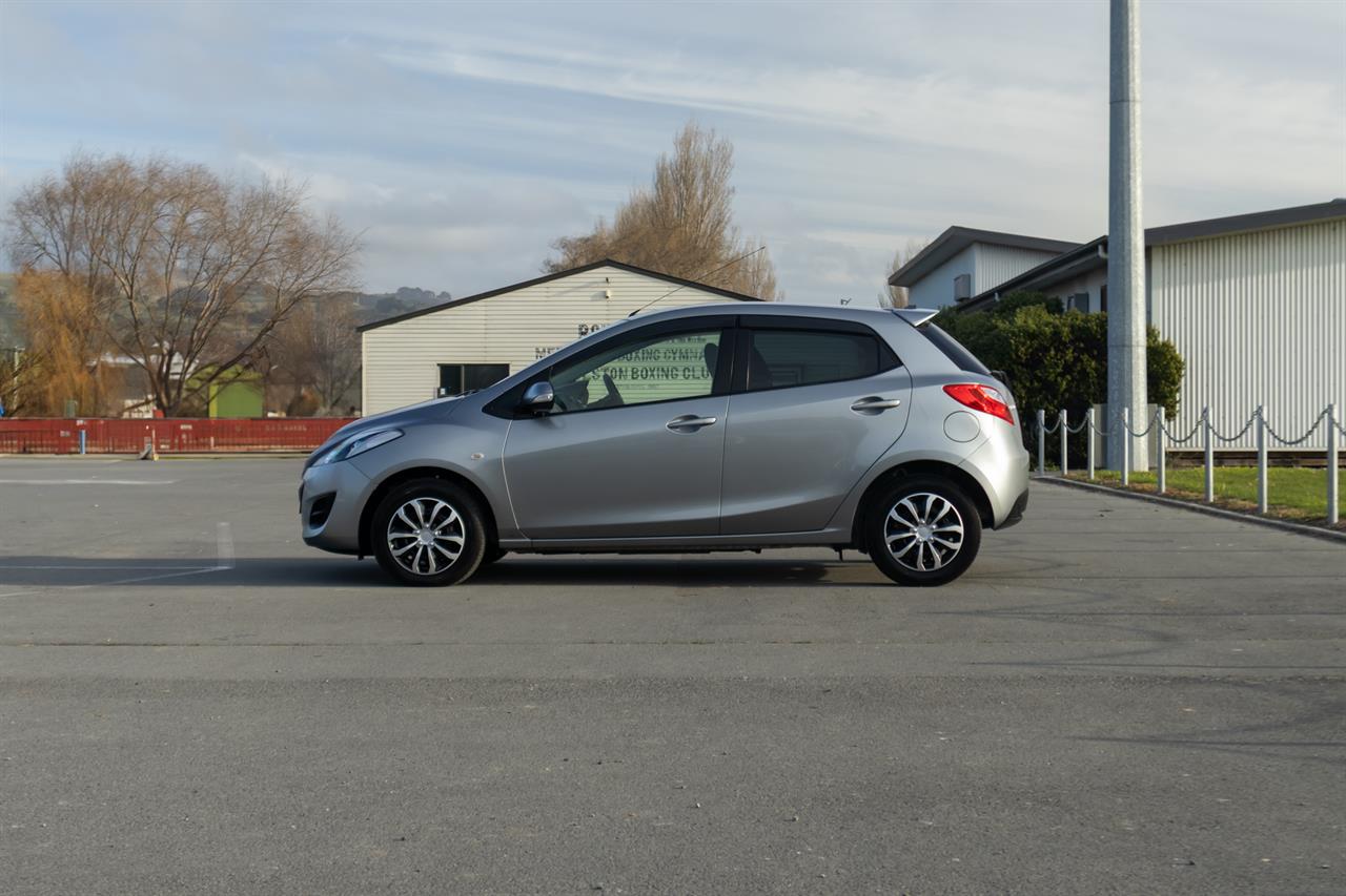 2012 Mazda Demio