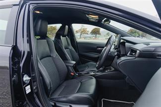2020 Toyota Corolla - Thumbnail