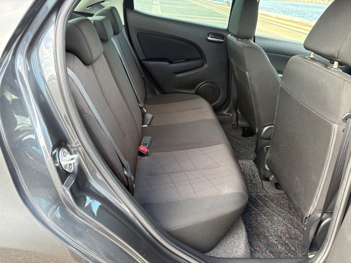 2013 Mazda Demio