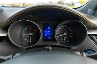 2017 Toyota C-HR - Thumbnail