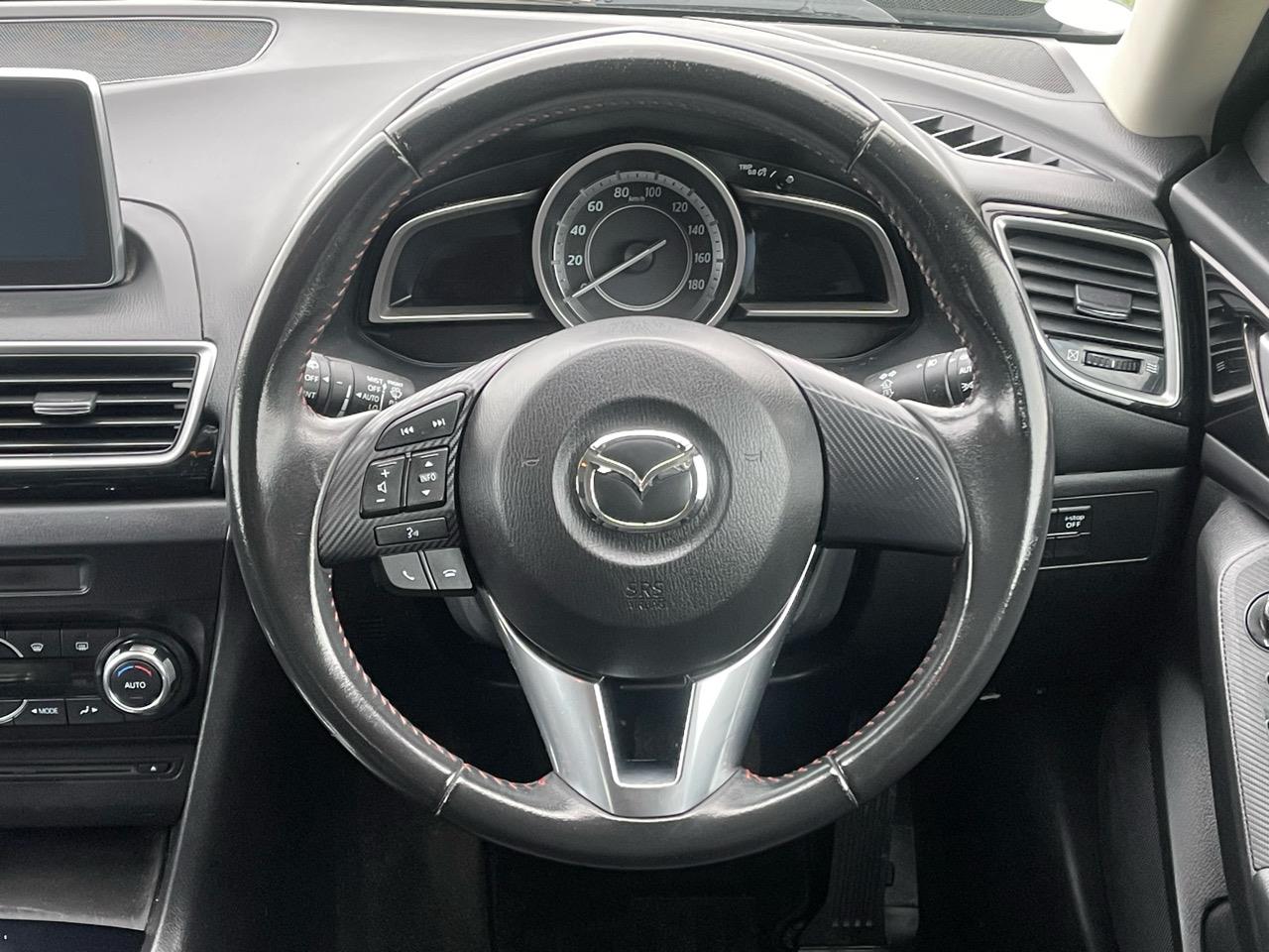 2014 Mazda Axela