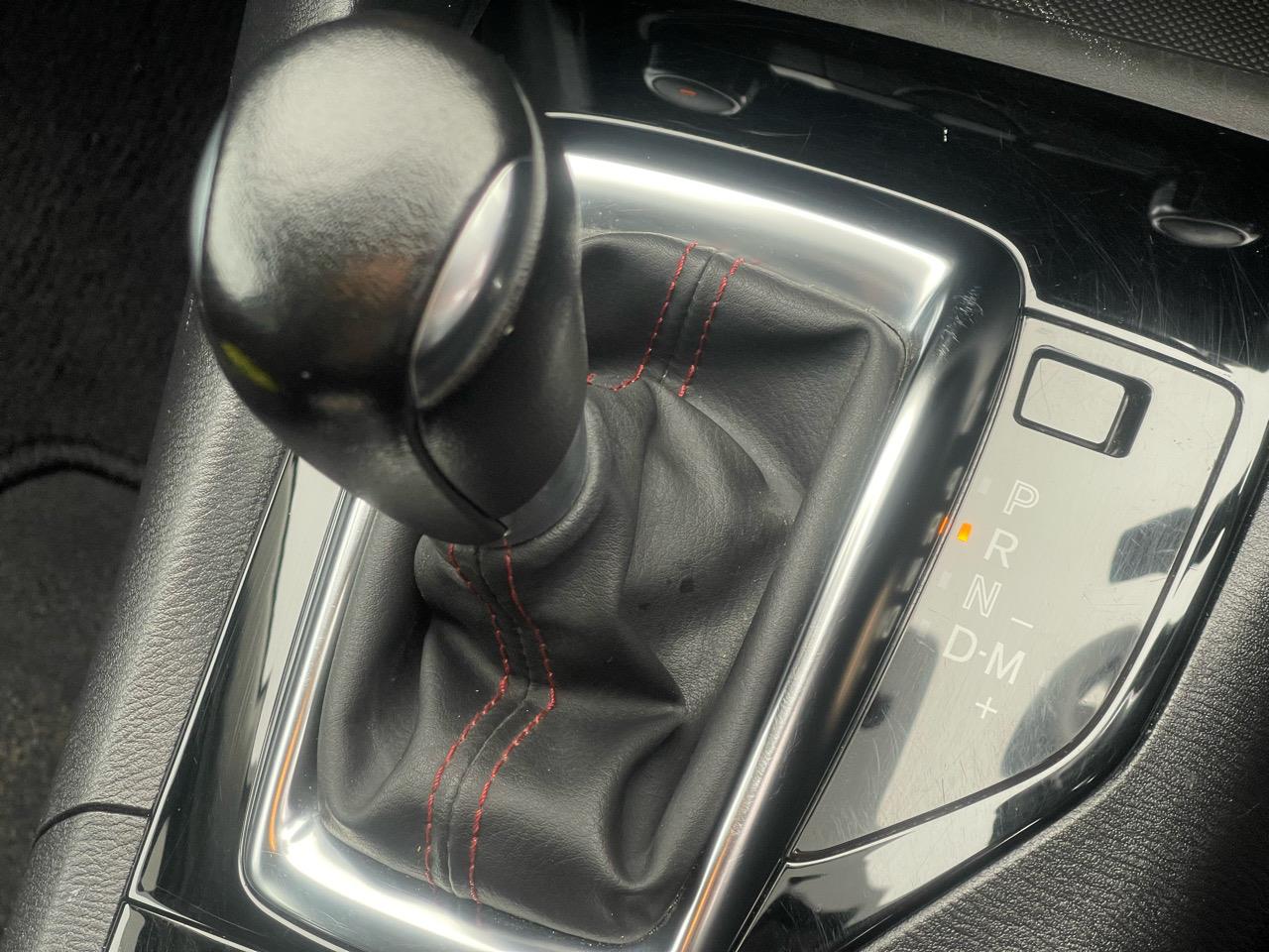 2014 Mazda Axela