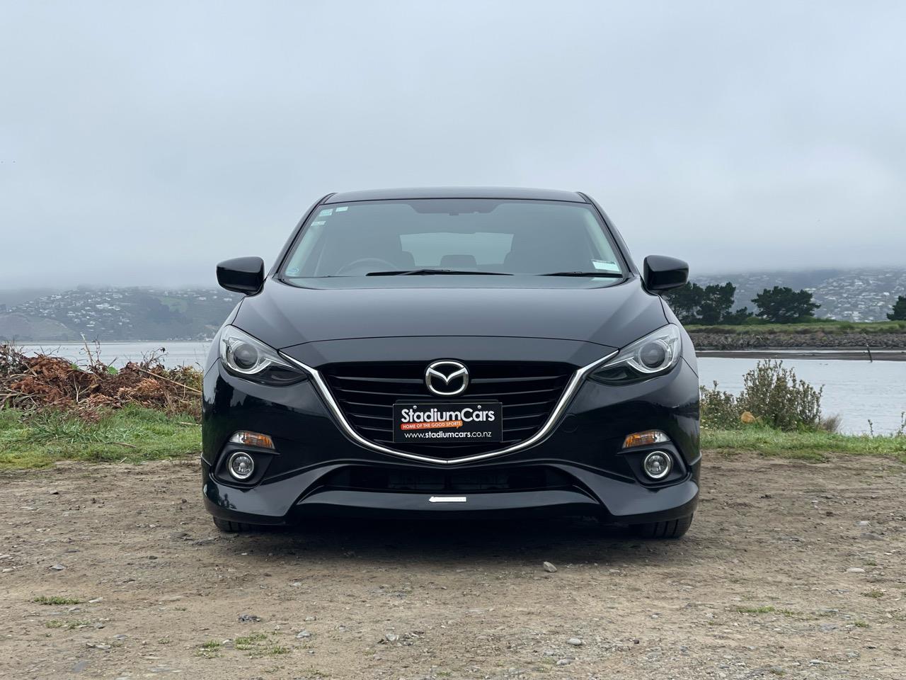 2014 Mazda Axela