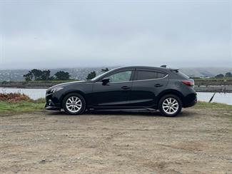 2014 Mazda Axela - Thumbnail