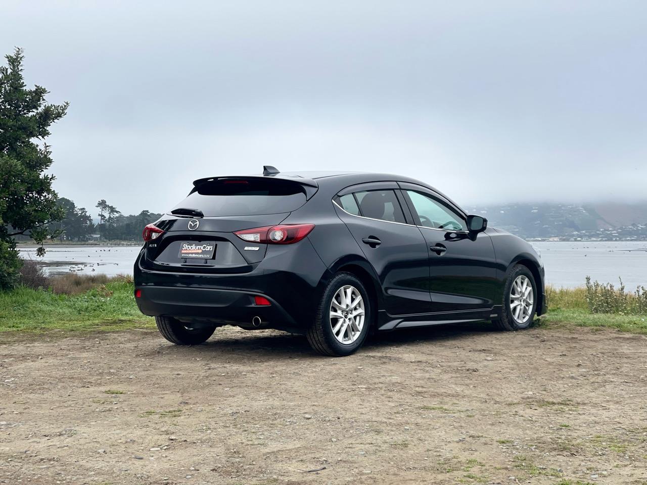 2014 Mazda Axela