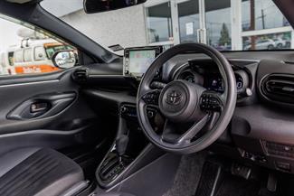 2020 Toyota Yaris - Thumbnail