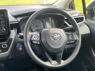 2020 Toyota Corolla - Thumbnail