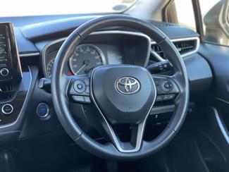 2020 Toyota Corolla - Thumbnail