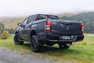 2024 Mitsubishi Triton - Thumbnail