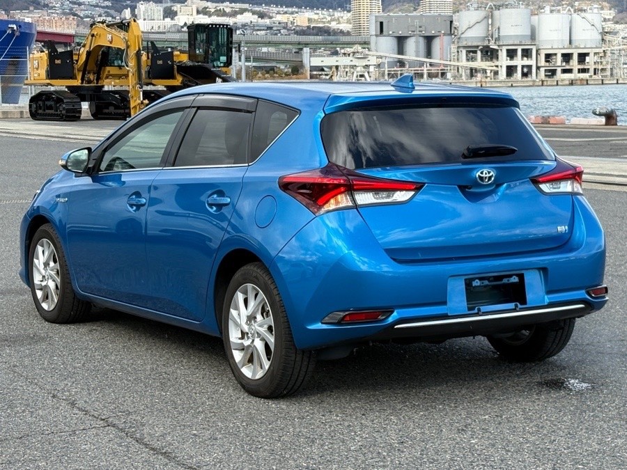 2016 Toyota Auris