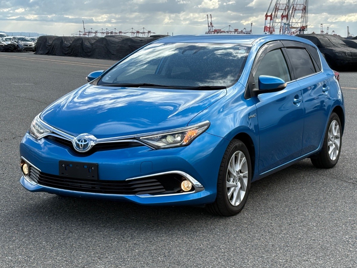 2016 Toyota Auris