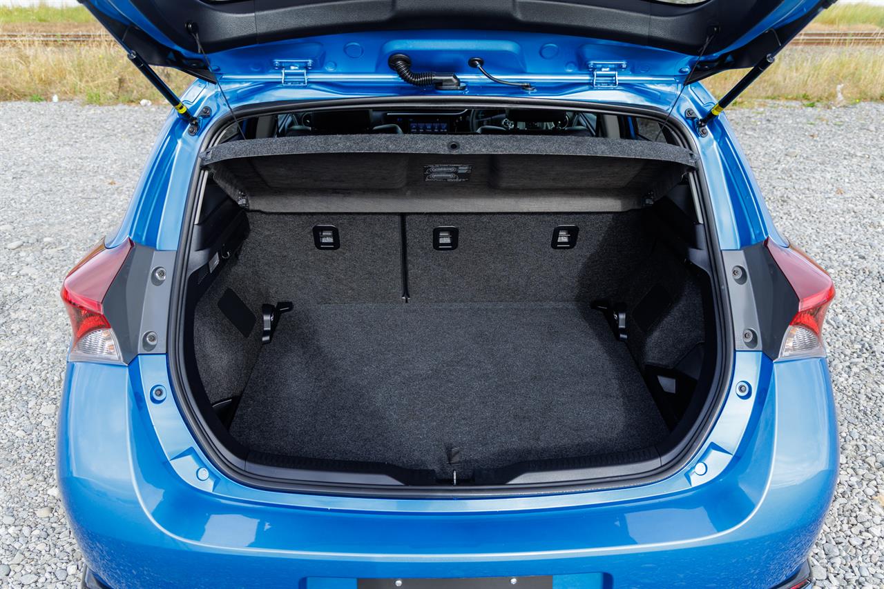 2016 Toyota Auris