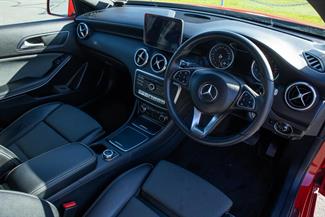 2018 Mercedes-Benz A180 - Thumbnail