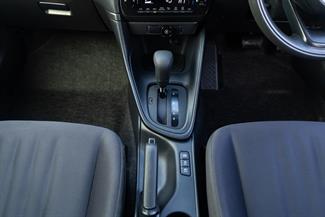 2020 Toyota Yaris - Thumbnail