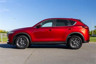 2017 Mazda CX-5 - Thumbnail