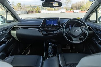 2019 Toyota C-HR - Thumbnail