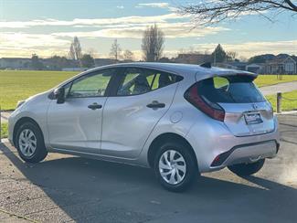 2022 Toyota AQUA - Thumbnail