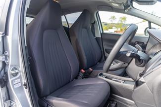 2021 Toyota AQUA - Thumbnail