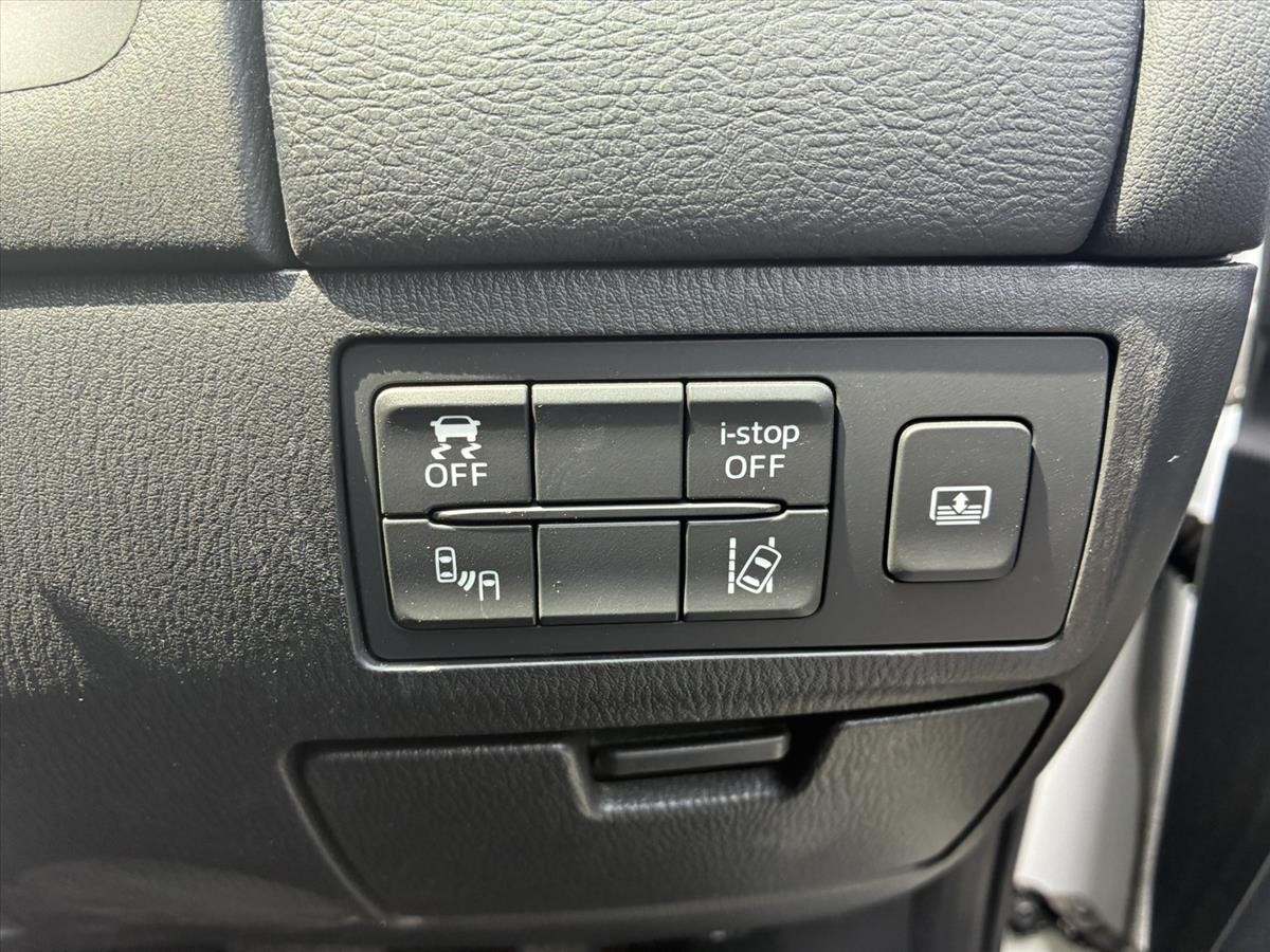 2016 Mazda Atenza