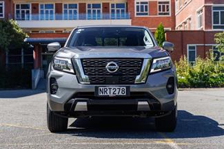 2021 Nissan Navara - Thumbnail