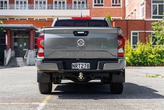 2021 Nissan Navara - Thumbnail