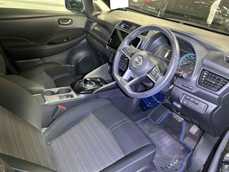 2022 Nissan Leaf - Thumbnail
