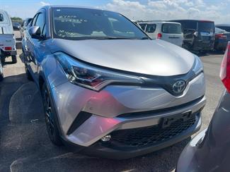2018 Toyota C-HR - Thumbnail