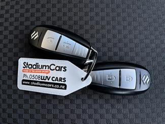 2015 Suzuki Swift - Thumbnail
