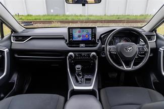 2022 Toyota RAV4 - Thumbnail