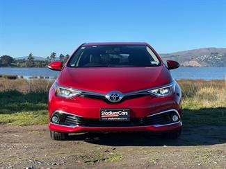 2017 Toyota Auris - Thumbnail