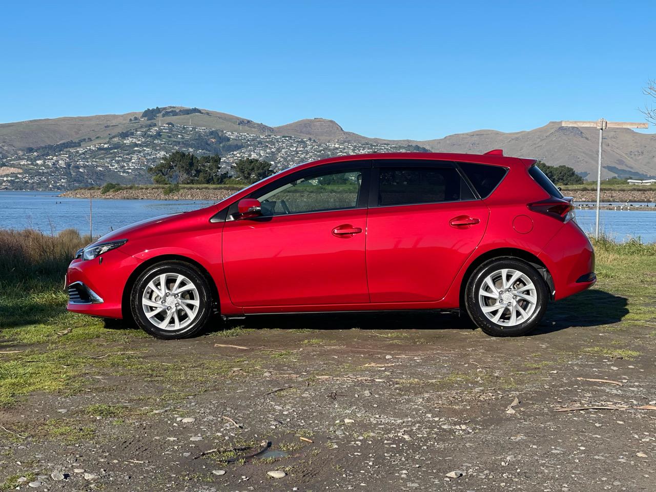 2017 Toyota Auris