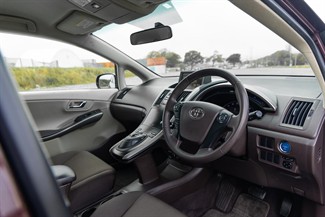 2010 Toyota SAI - Thumbnail