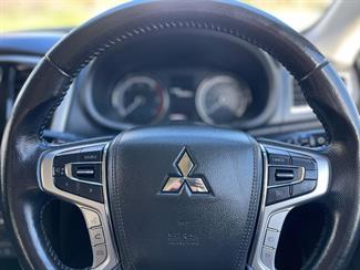 2020 Mitsubishi Triton - Thumbnail