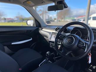 2018 Suzuki Swift - Thumbnail