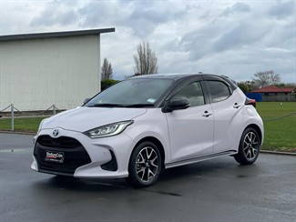 2020 Toyota Yaris - Thumbnail