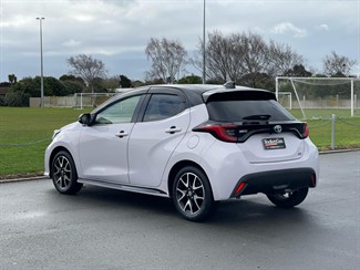 2020 Toyota Yaris - Thumbnail