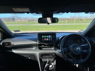 2022 Toyota Yaris - Thumbnail