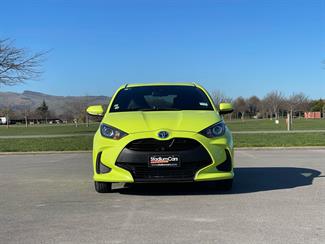 2022 Toyota Yaris - Thumbnail