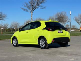 2022 Toyota Yaris - Thumbnail