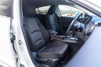 2013 Mazda Axela - Thumbnail