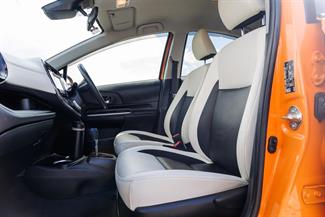 2019 Toyota AQUA - Thumbnail