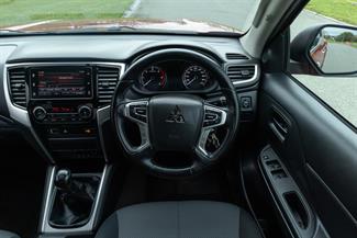 2019 Mitsubishi Triton - Thumbnail