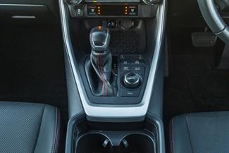 2021 Toyota RAV4 - Thumbnail