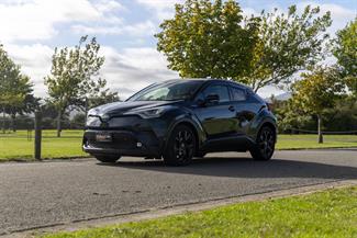 2019 Toyota C-HR - Thumbnail